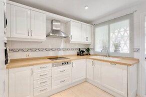 Charming Villa With Terrace