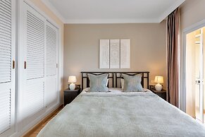 Charming Villa With Terrace