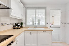 Charming Villa With Terrace