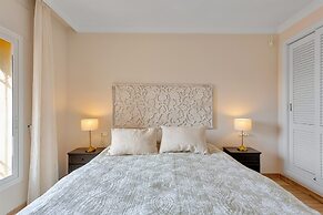 Charming Villa With Terrace