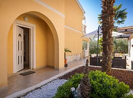 Premium Apartment in Nature