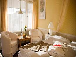 2 Person Holiday Park Home in Romo