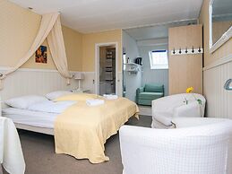 2 Person Holiday Park Home in Romo