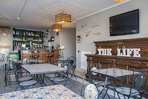 The Life Hotel