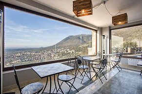 The Life Hotel