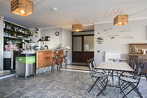 The Life Hotel