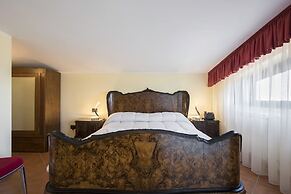The Life Hotel