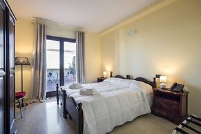 The Life Hotel