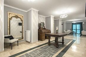 The Life Hotel