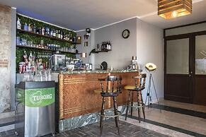 The Life Hotel
