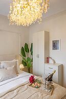 Maison Élysée by HOLT