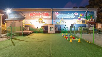 Gangneung Nineone Pet Pension