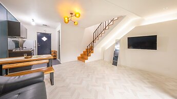 Gangneung Nineone Pet Pension