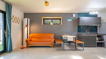 Gangneung Nineone Pet Pension