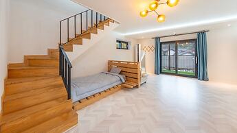 Gangneung Nineone Pet Pension