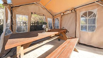 Gangneung Nineone Pet Pension