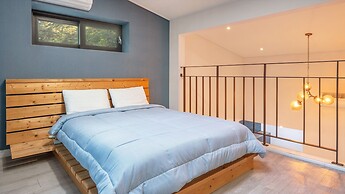 Gangneung Nineone Pet Pension