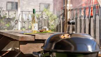 Gangneung Nineone Pet Pension