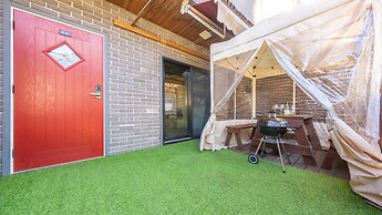 Gangneung Nineone Pet Pension