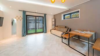 Gangneung Nineone Pet Pension