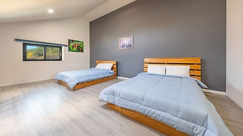 Gangneung Nineone Pet Pension