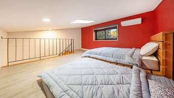 Gangneung Nineone Pet Pension