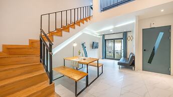 Gangneung Nineone Pet Pension