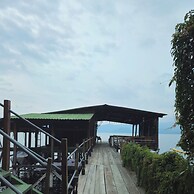 Villa Margareth l A Lakeside Oasis