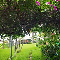 Villa Margareth l A Lakeside Oasis