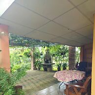 Villa Margareth l A Lakeside Oasis