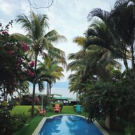 Villa Margareth l A Lakeside Oasis