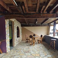 Villa Margareth l A Lakeside Oasis