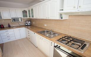 Beautiful Apartment in Prime Location