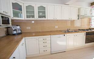 Beautiful Apartment in Prime Location