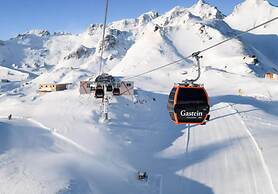 Apartment in Salzburg Near Schlossalmbahn I