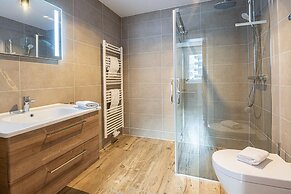 Apartment in Salzburg Near Schlossalmbahn I