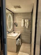 XANA LITE Hotel Shixi Metro Station