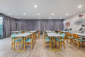 XANA LITE Hotel Shixi Metro Station