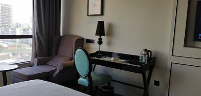 XANA LITE Hotel Shixi Metro Station