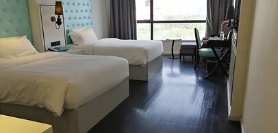 XANA LITE Hotel Shixi Metro Station