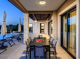 Comfortable Villa With Central Heating