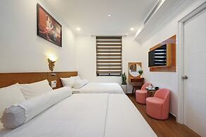 Ly Ly Hotel 2