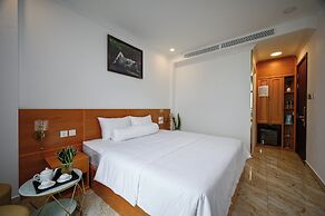 Ly Ly Hotel 2