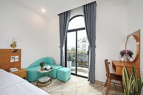 Ly Ly Hotel 2