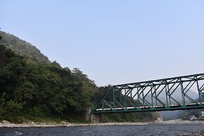 Grandeur's Tiger Estate