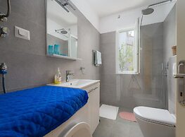 Graceful Apartment in Nature