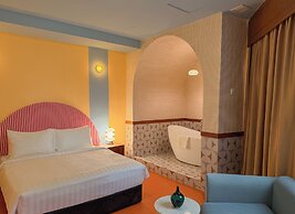 The Très Hotel