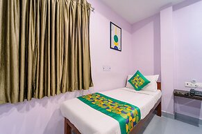 Treebo Sri vi ka Residency