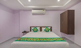 Treebo Sri vi ka Residency