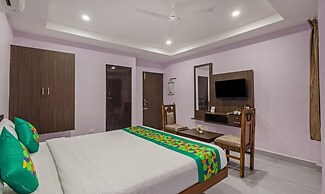 Treebo Sri vi ka Residency